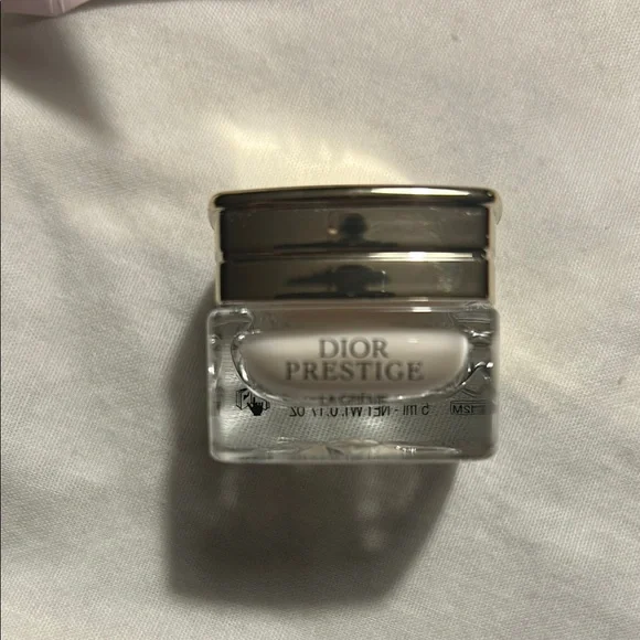 DIOR BUNDLE INCL PRESTIGE ($155 MSRP) & RED MAKEUP BAG NWT - Picture 8 of 13